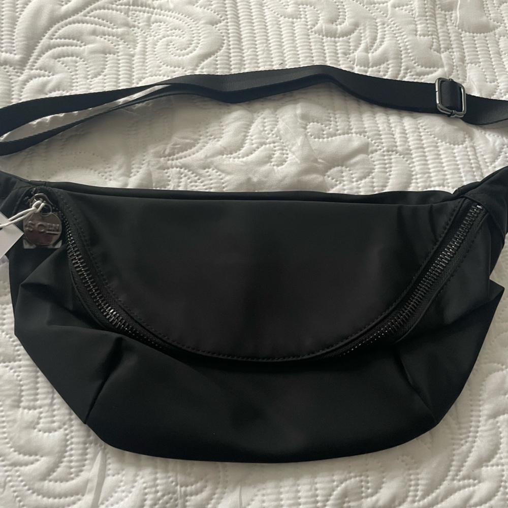 Stoney Clover Lane Jumbo Jet Fanny